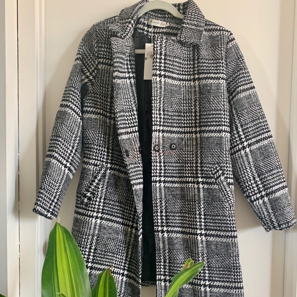 Plaid Snap-Front Collared Coat - Picture 3 of 8